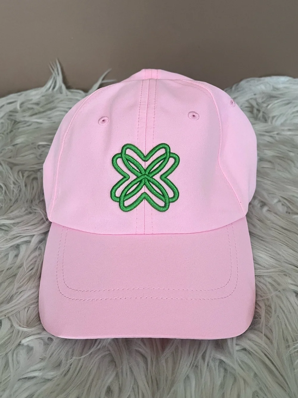 {Lilly Pulitzer} Logo Run Around Hat in Conch Shell Pink - Womens OS - NWT
